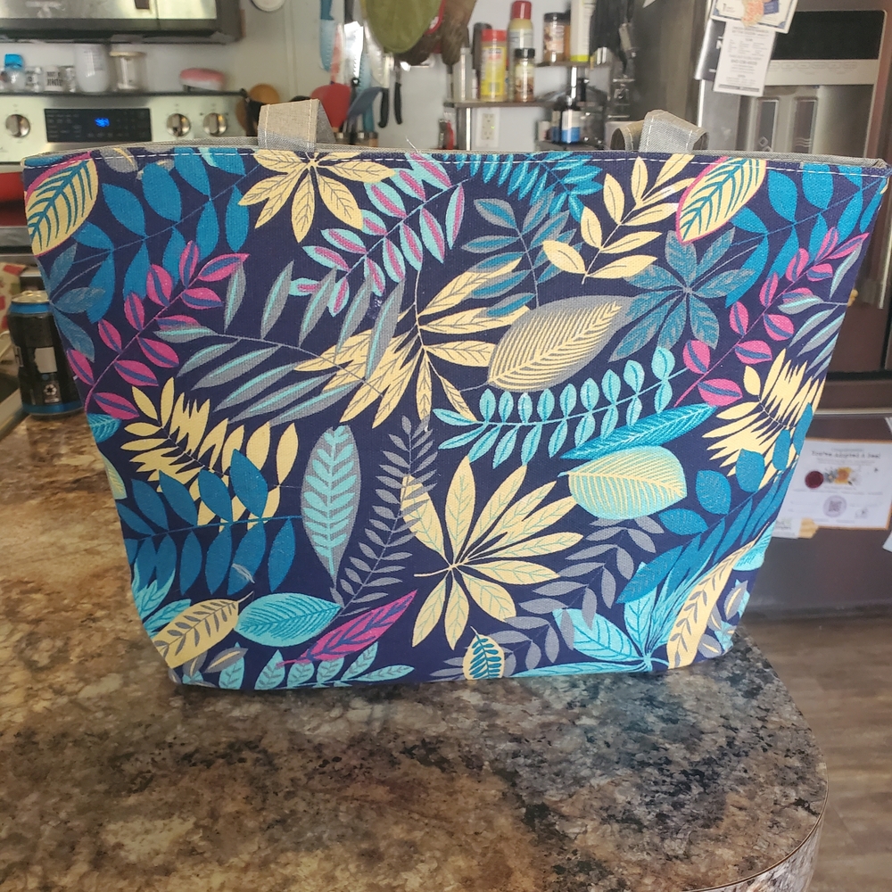 Colorful Leaf Print Tote Bag